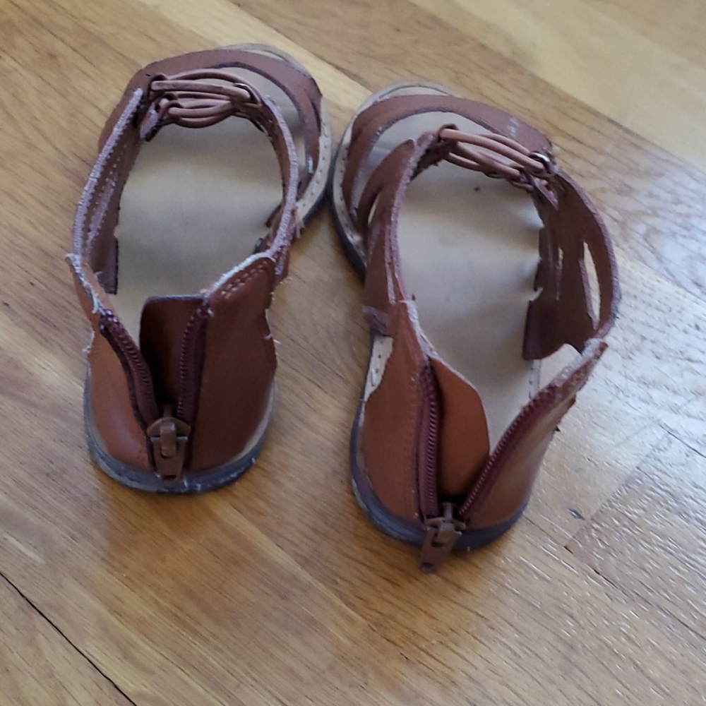 Girls‎ brown sandals - Picture 3 of 3